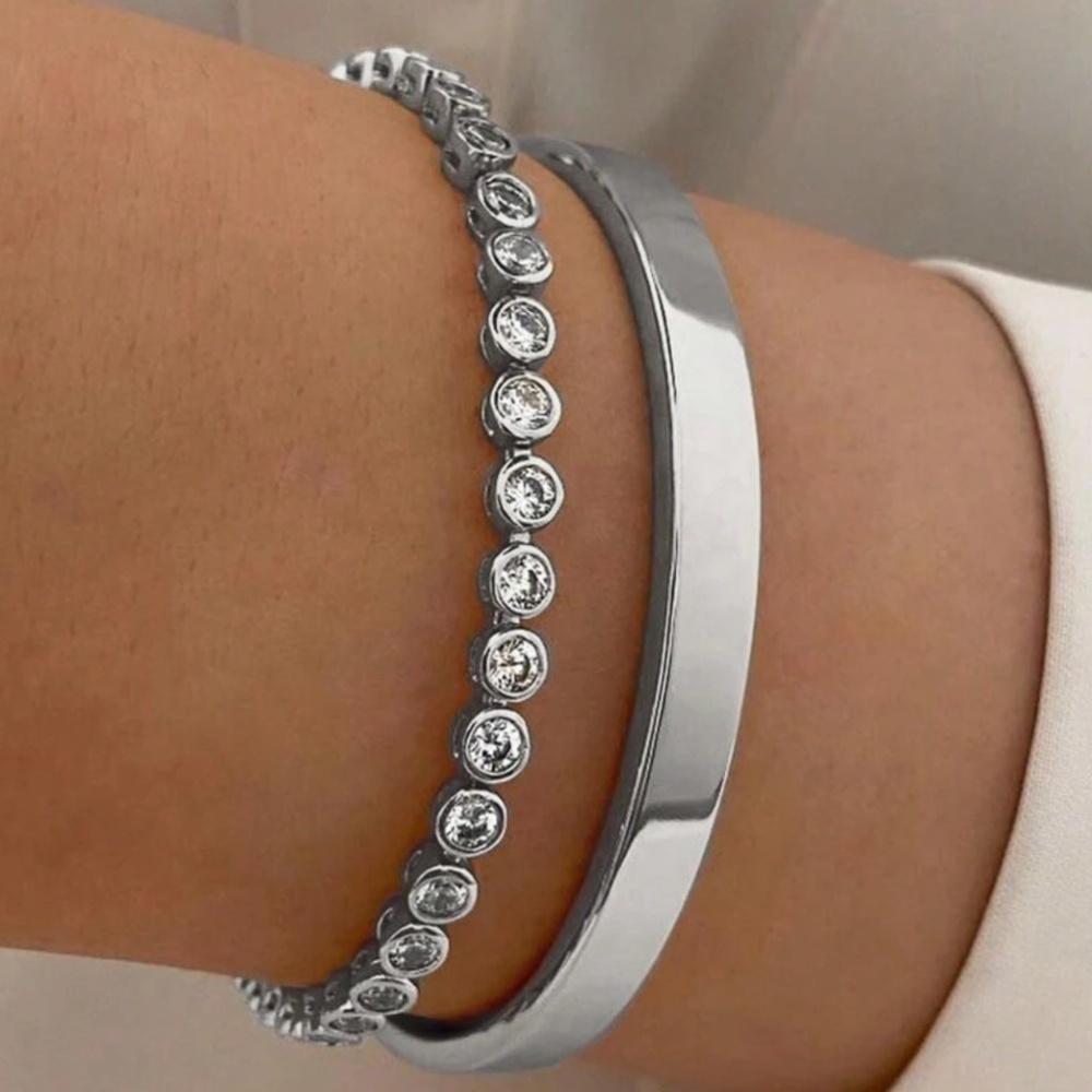 Luxe Rhinestone Minimalist Bracelet Set - Picture 7 of 12